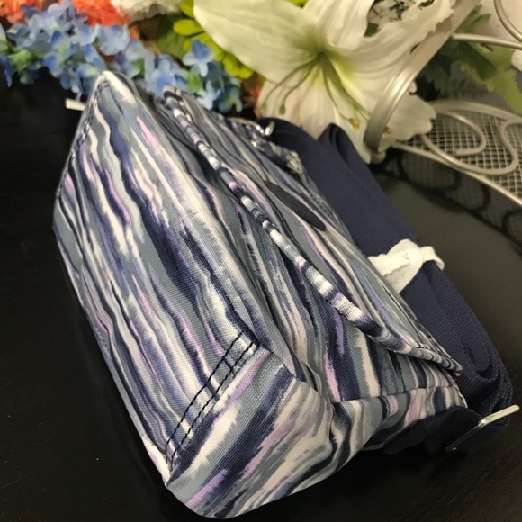 Kipling Sabian Crossbody - Picture 3 of 4